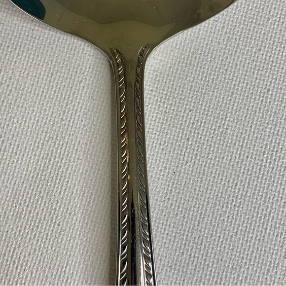 Reed & Barton TRADITION TANGLEWOOD Stainless 18/10 Gravy Ladle Glossy 6.75" - Picture 5 of 16